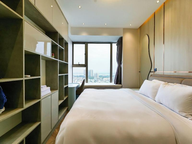Midtown By Saigon image