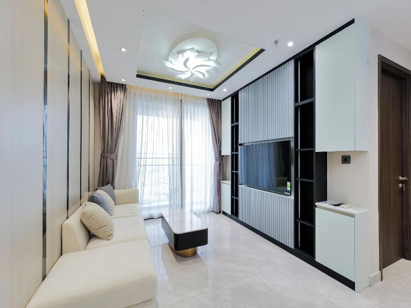 Midtown By Saigon image