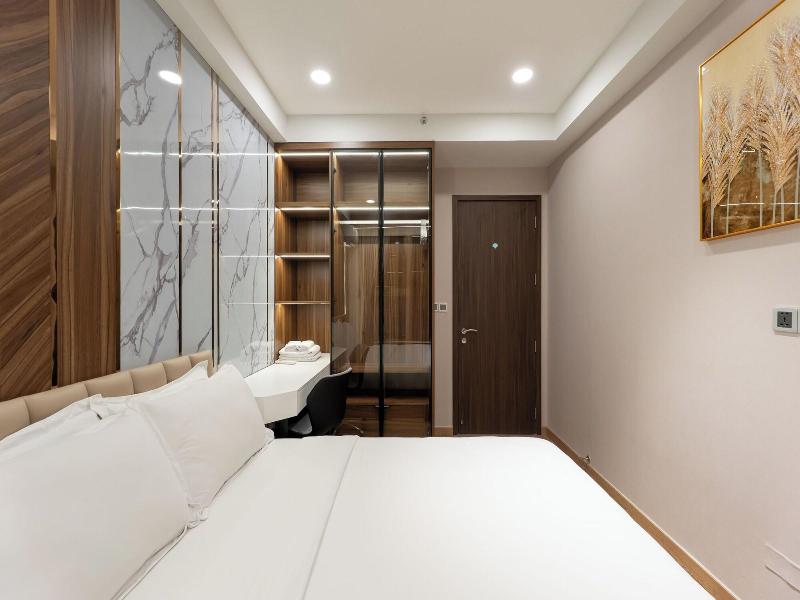 Midtown By Saigon image