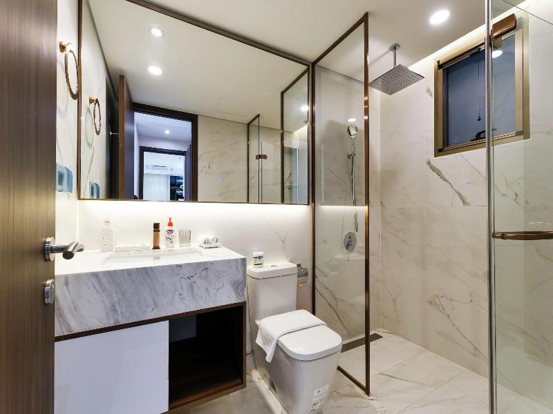 Midtown By Saigon image