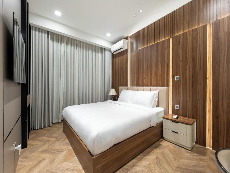 Midtown By Saigon image