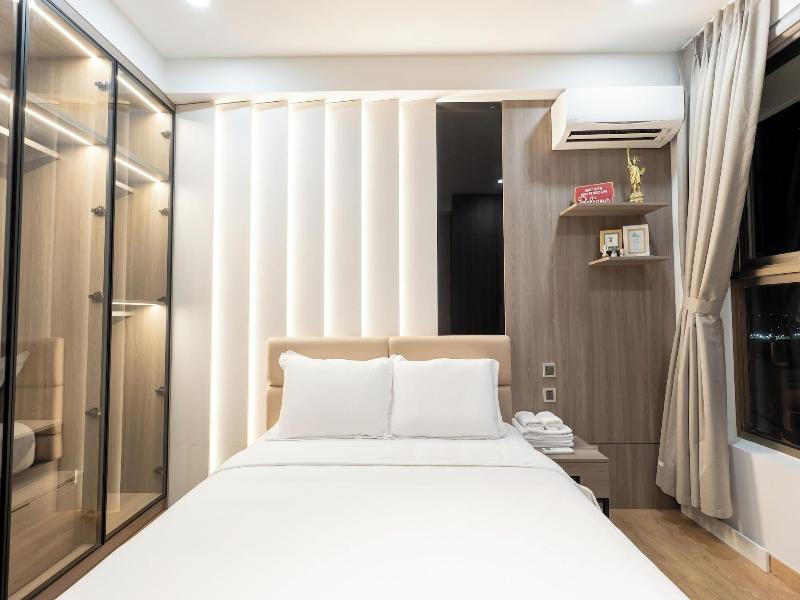 Midtown By Saigon image