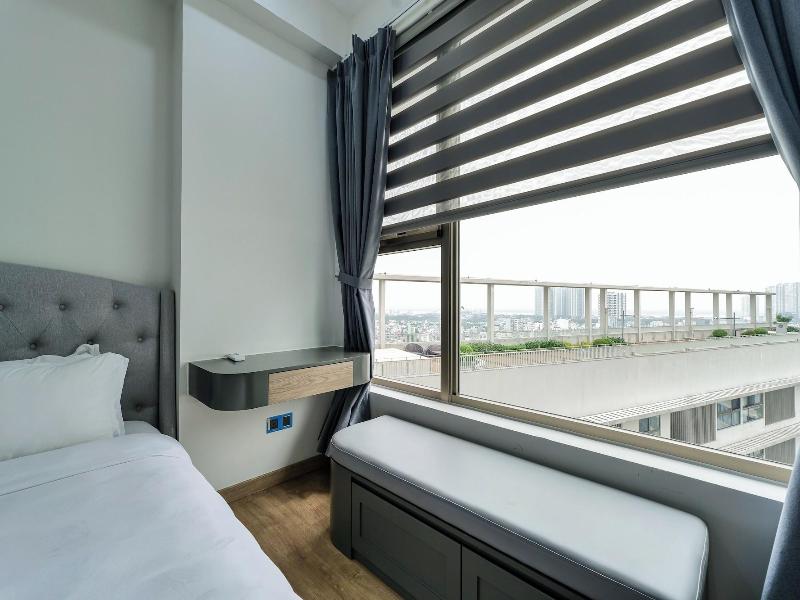 Midtown By Saigon image