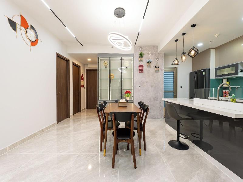 Midtown By Saigon image