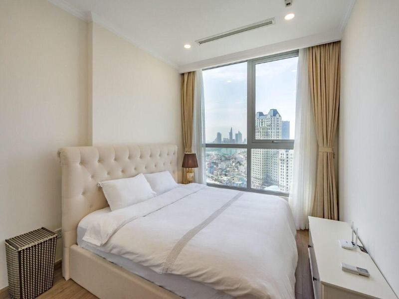 Lyshing Apartment In Vinhomes Luxury Landmark image