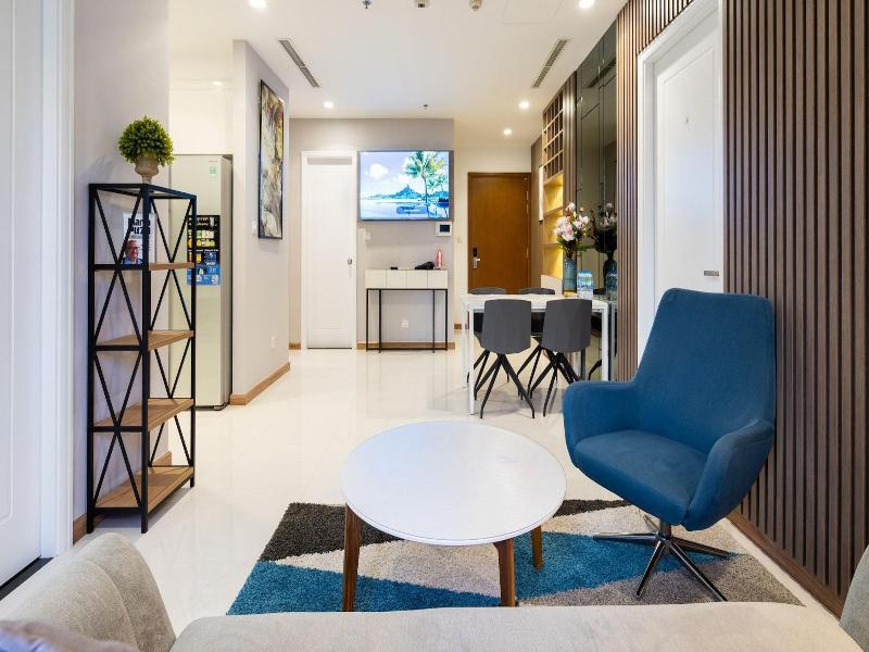 Lyshing Apartment In Vinhomes Luxury Landmark image