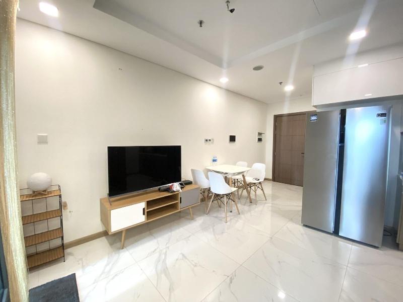 Lyshing Apartment In Vinhomes Luxury Landmark image