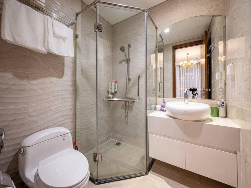 Lyshing Apartment In Vinhomes Luxury Landmark image
