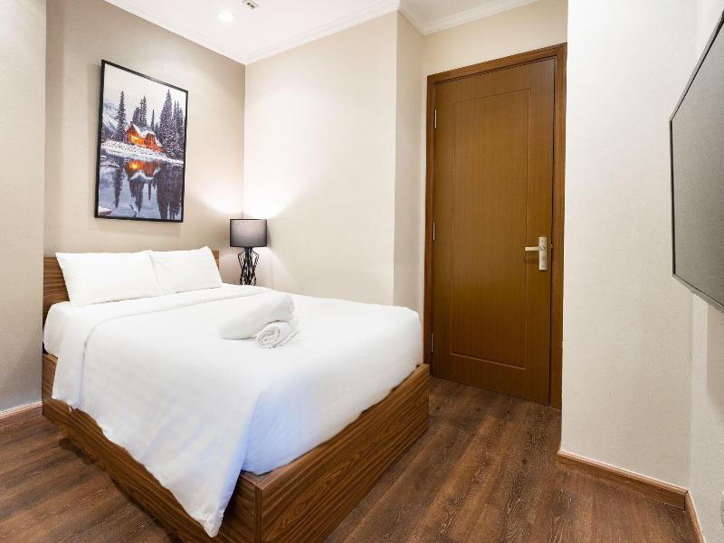 Lyshing Apartment In Vinhomes Luxury Landmark image