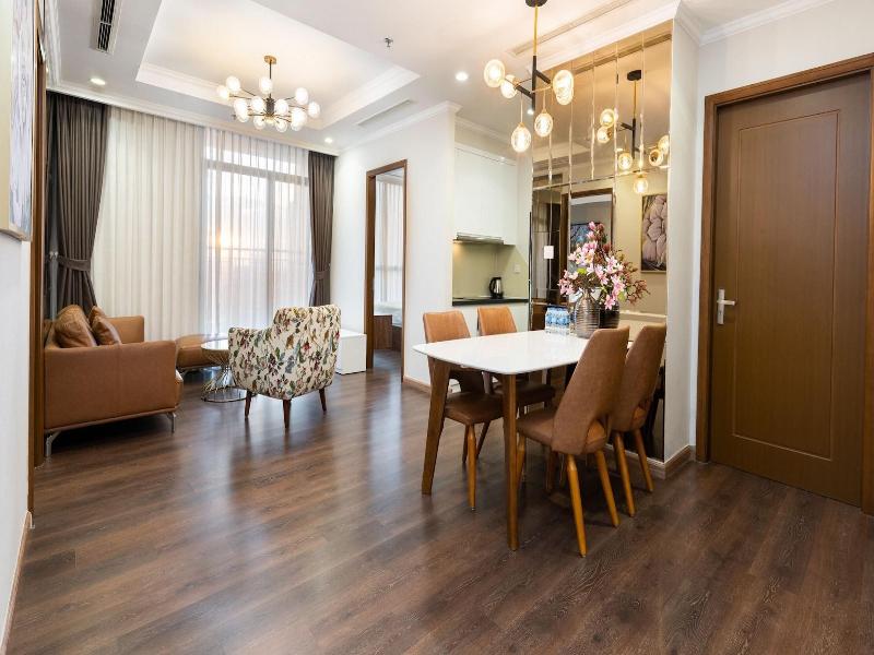 Lyshing Apartment In Vinhomes Luxury Landmark image