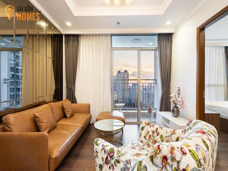 Lyshing Apartment In Vinhomes Luxury Landmark image