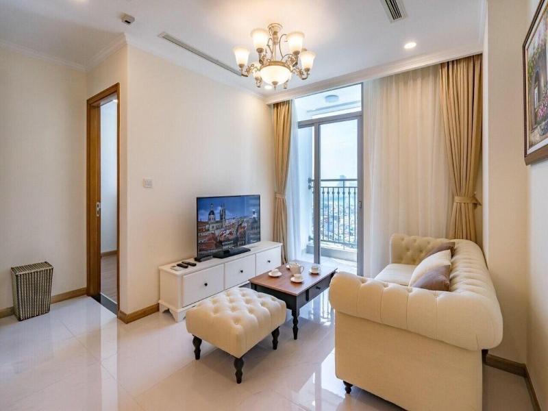Lyshing Apartment In Vinhomes Luxury Landmark image