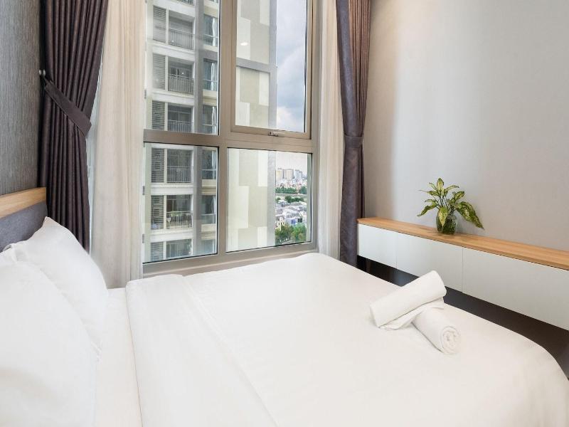 Lyshing Apartment In Vinhomes Luxury Landmark image