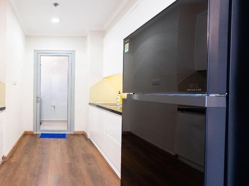 Lyshing Apartment In Vinhomes Luxury Landmark image