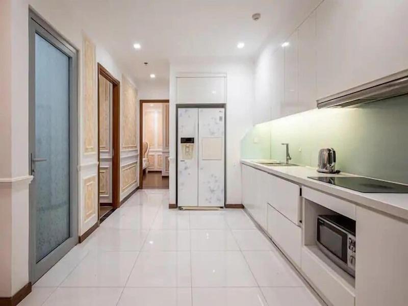 Lyshing Apartment In Vinhomes Luxury Landmark image