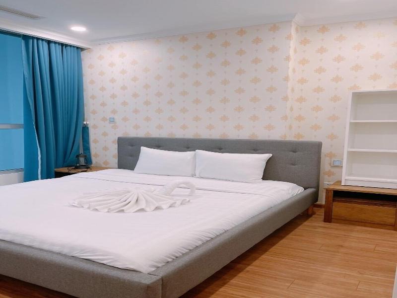 Lyshing Apartment In Vinhomes Luxury Landmark image