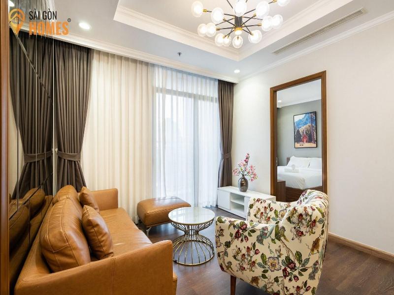 Lyshing Apartment In Vinhomes Luxury Landmark image