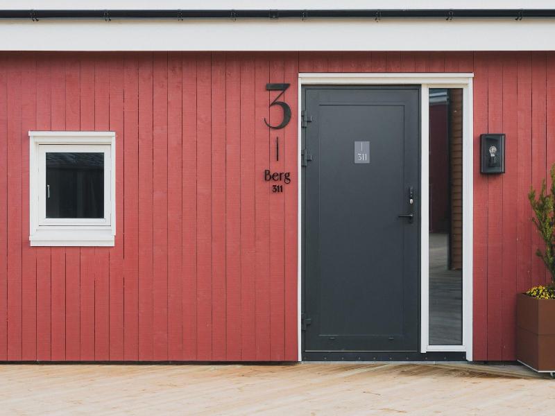 Henningsvã¦r Bryggehotell - By Classic Norway Ho image