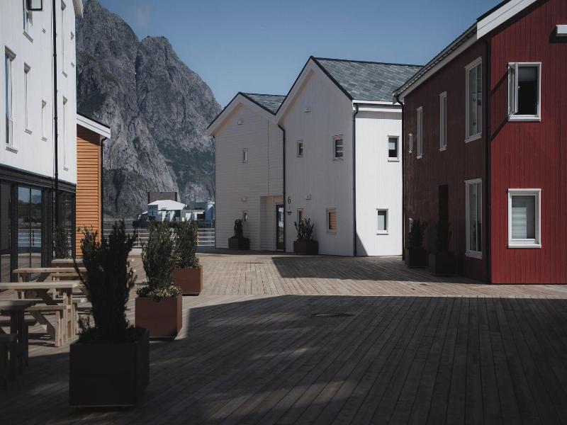 Henningsvã¦r Bryggehotell - By Classic Norway Ho image