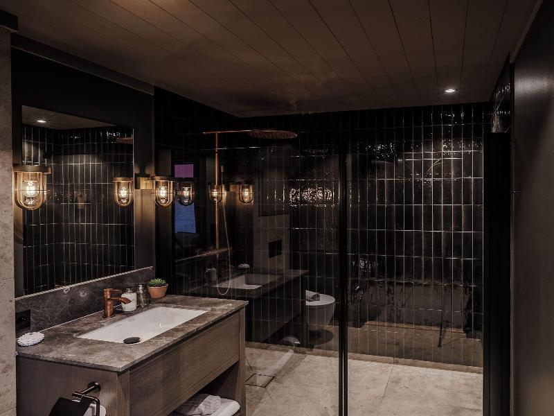 Henningsvã¦r Bryggehotell - By Classic Norway Ho image