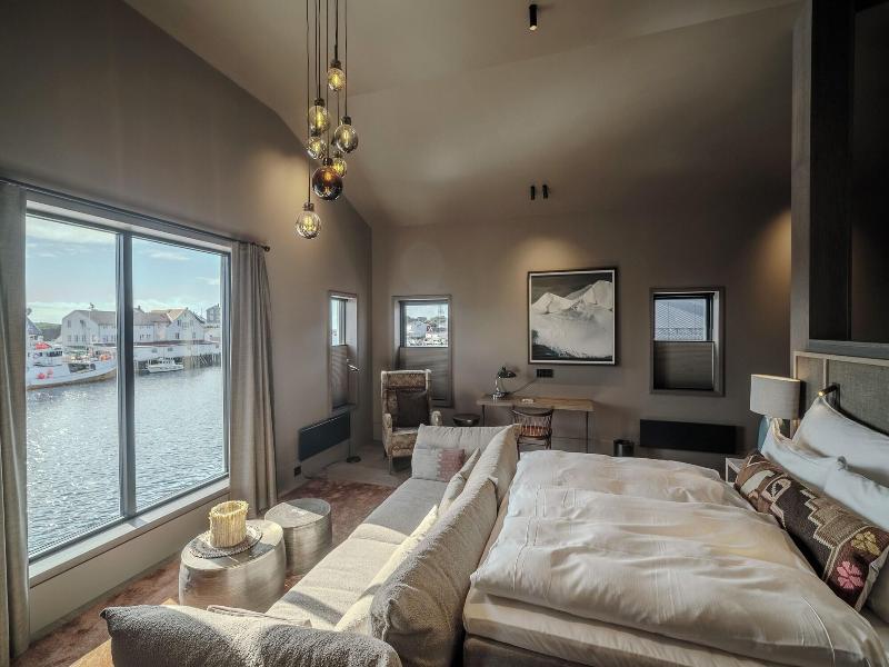 Henningsvã¦r Bryggehotell - By Classic Norway Ho image
