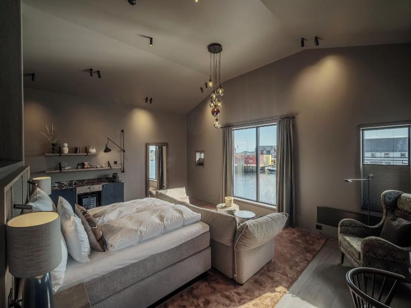 Henningsvã¦r Bryggehotell - By Classic Norway Ho image