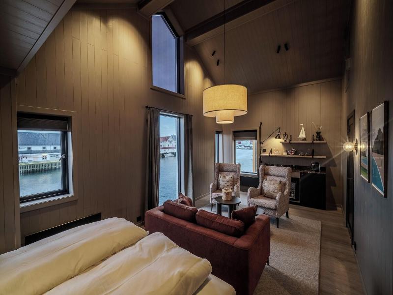 Henningsvã¦r Bryggehotell - By Classic Norway Ho image