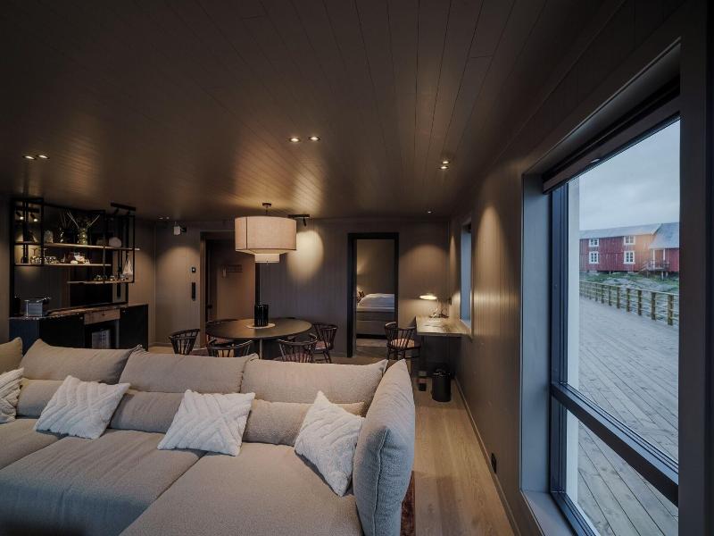 Henningsvã¦r Bryggehotell - By Classic Norway Ho image