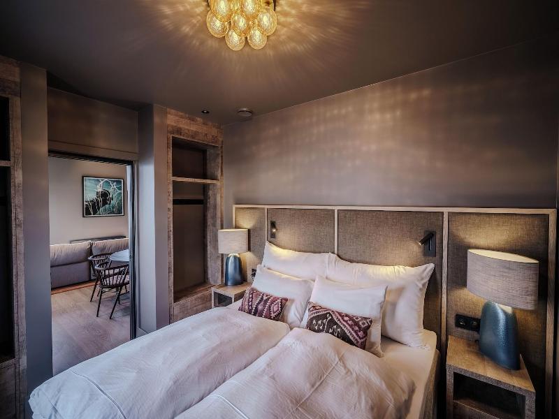 Henningsvã¦r Bryggehotell - By Classic Norway Ho image