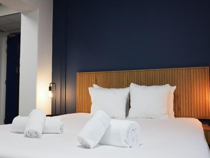 Rooms25 image