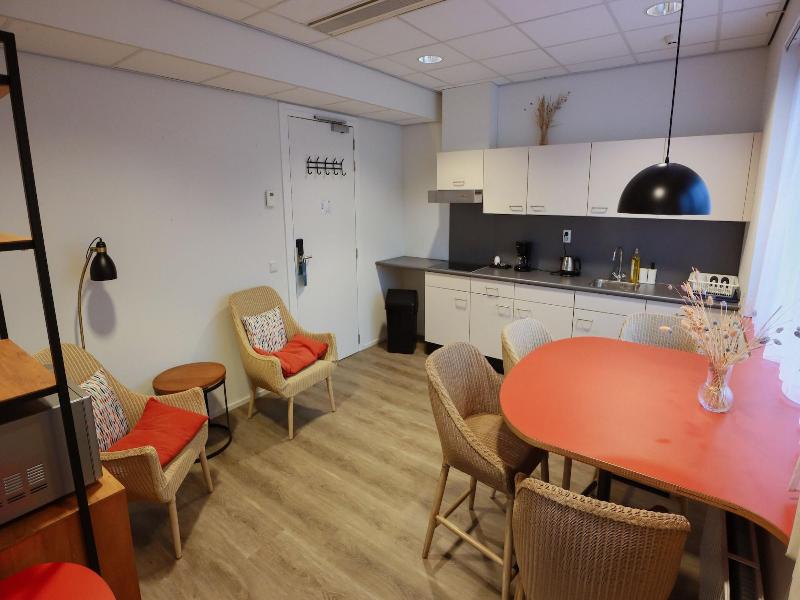 Rooms25 image