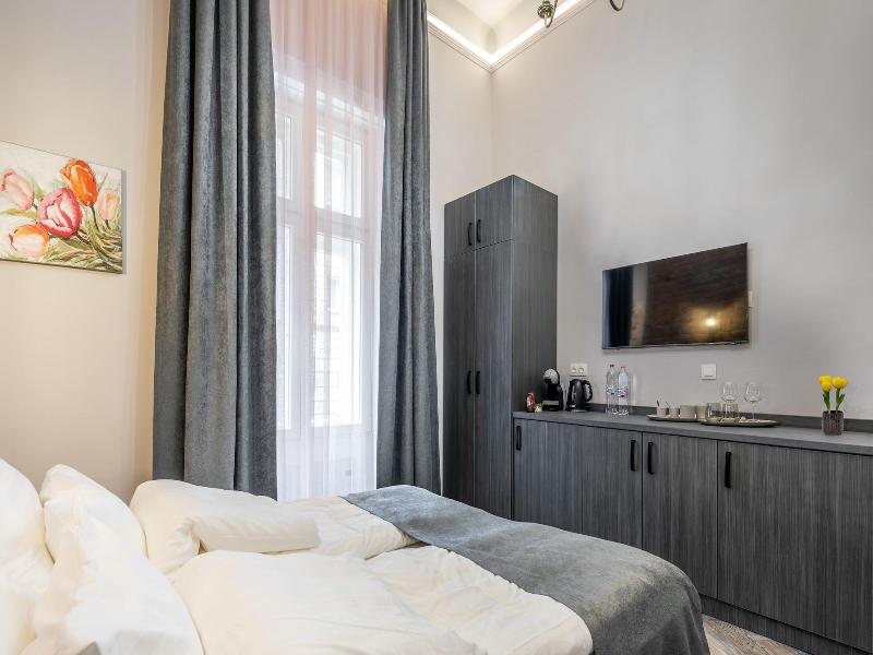 Budapest Marvelous Apartment image