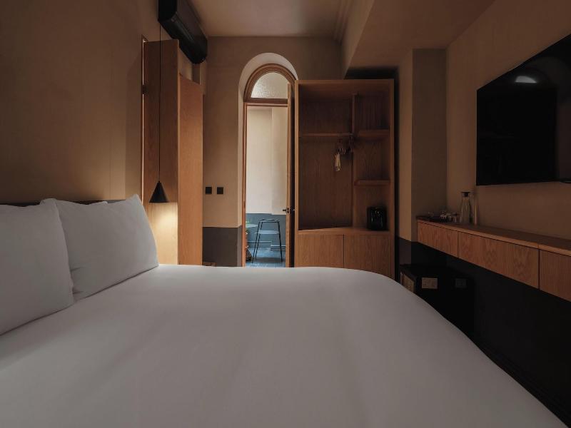 Hotel Casa Izel Roma Norte image