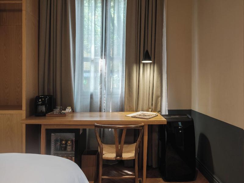 Hotel Casa Izel Roma Norte image