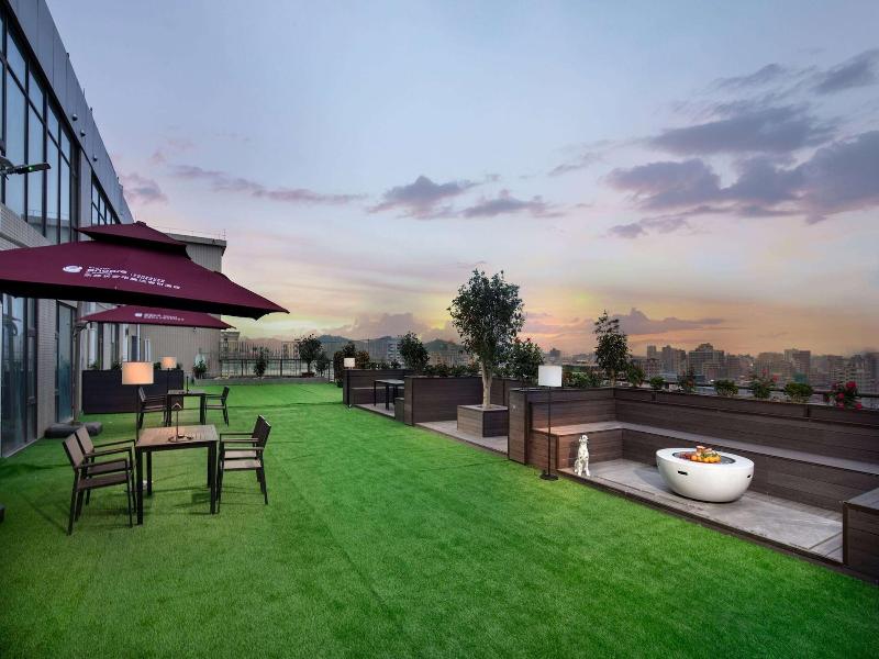 Ramada Encore By Wyndham Dongguan Chang An image