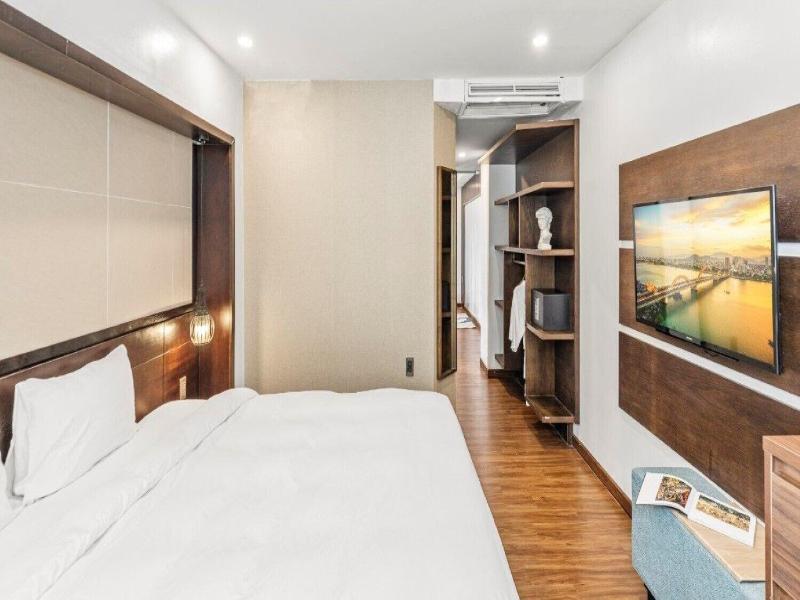 Tokyo Boutique Front Beach Hotel image