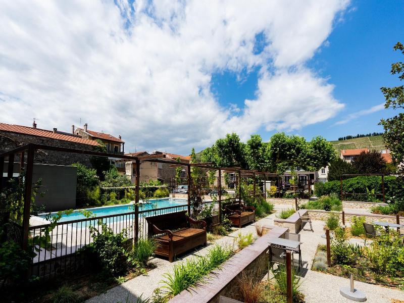 Hotel Fac Et Spera image