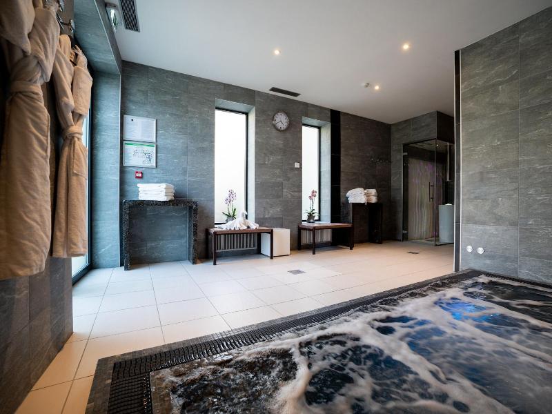 Hotel Fac Et Spera image
