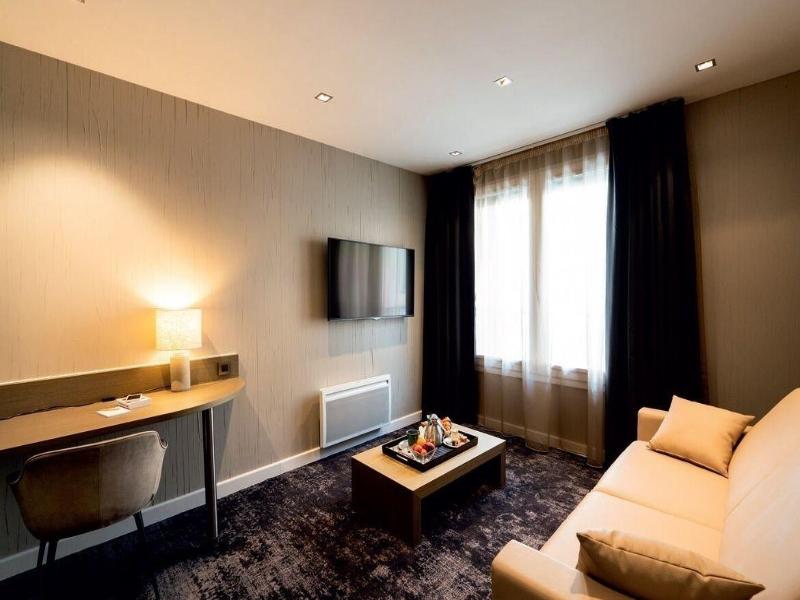 Hotel Fac Et Spera image