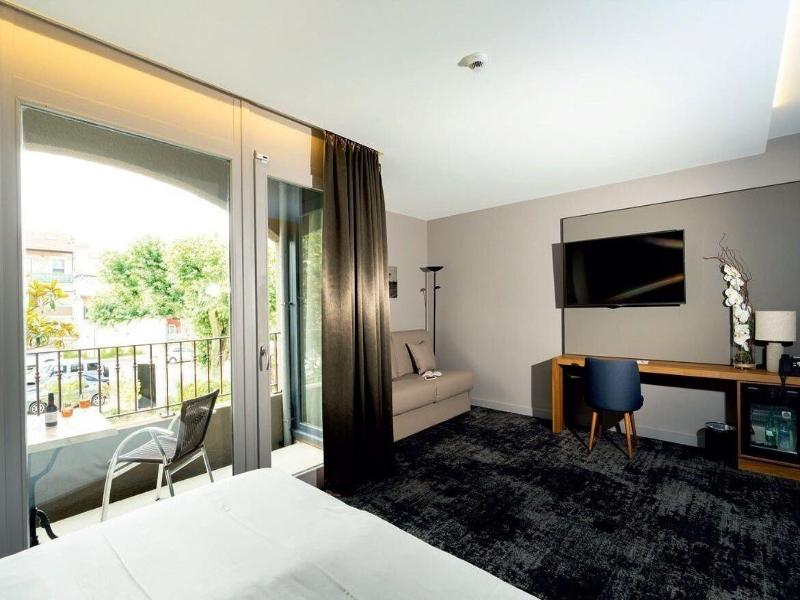 Hotel Fac Et Spera image