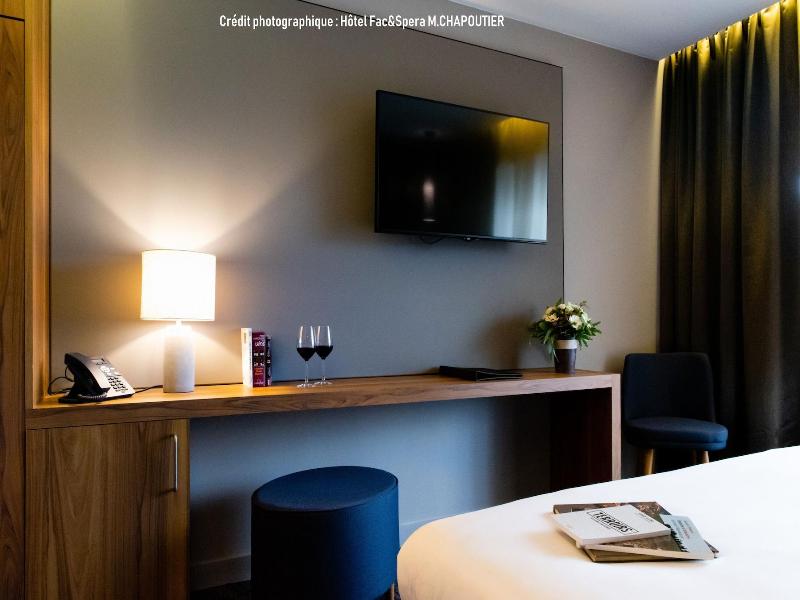 Hotel Fac Et Spera image
