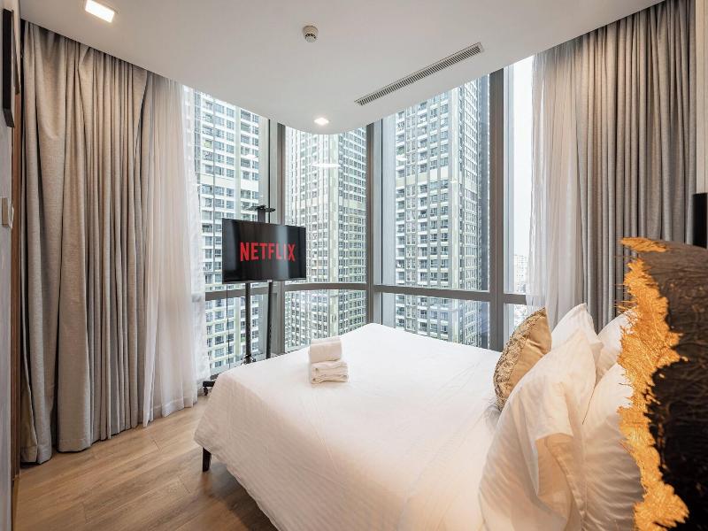 Vinhomes Central Park- Luxury Apartments image