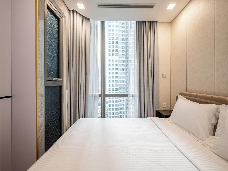 Vinhomes Central Park- Luxury Apartments image