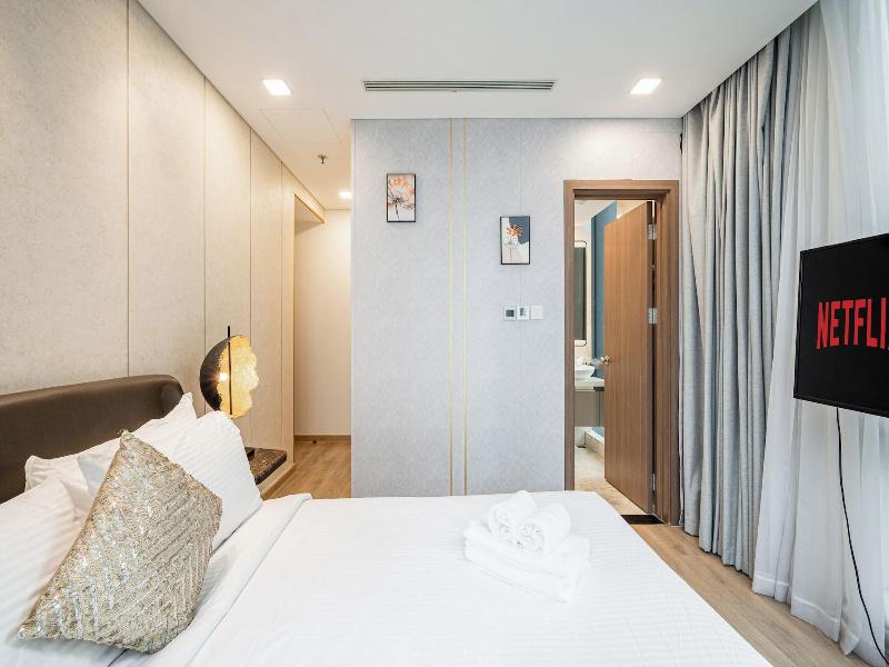 Vinhomes Central Park- Luxury Apartments image
