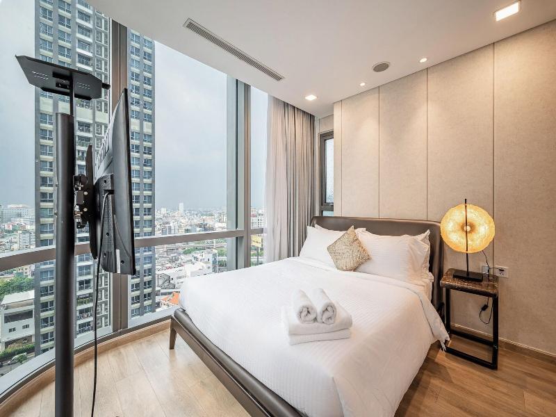 Vinhomes Central Park- Luxury Apartments image