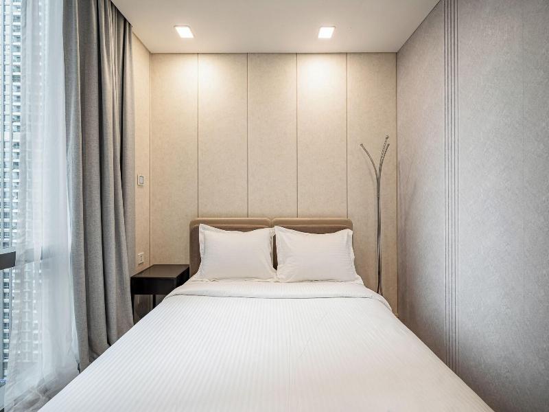 Vinhomes Central Park- Luxury Apartments image