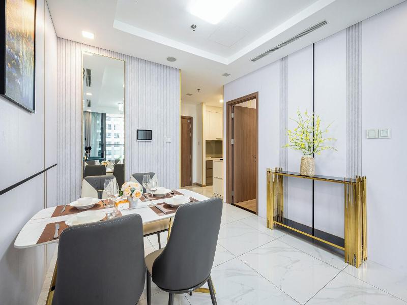 Vinhomes Central Park- Luxury Apartments image