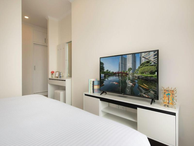 Vinhomes Central Park- Luxury Apartments image