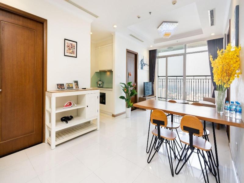Vinhomes Central Park- Luxury Apartments image