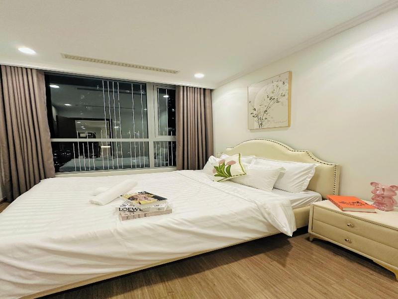 Vinhomes Central Park- Luxury Apartments image